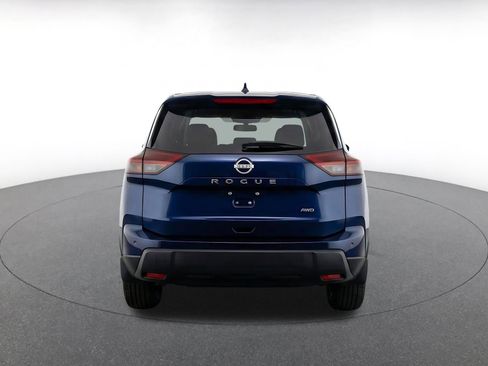 Used 2025 Nissan Rogue SV AWD/4WD image 8