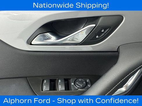 Used 2023 Chevrolet Blazer LT AWD/4WD image 19