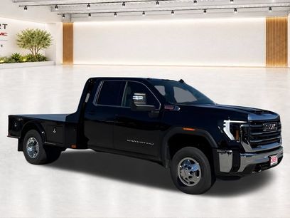 New 2026 GMC Sierra 3500 SLE w/ SLE Convenience Package