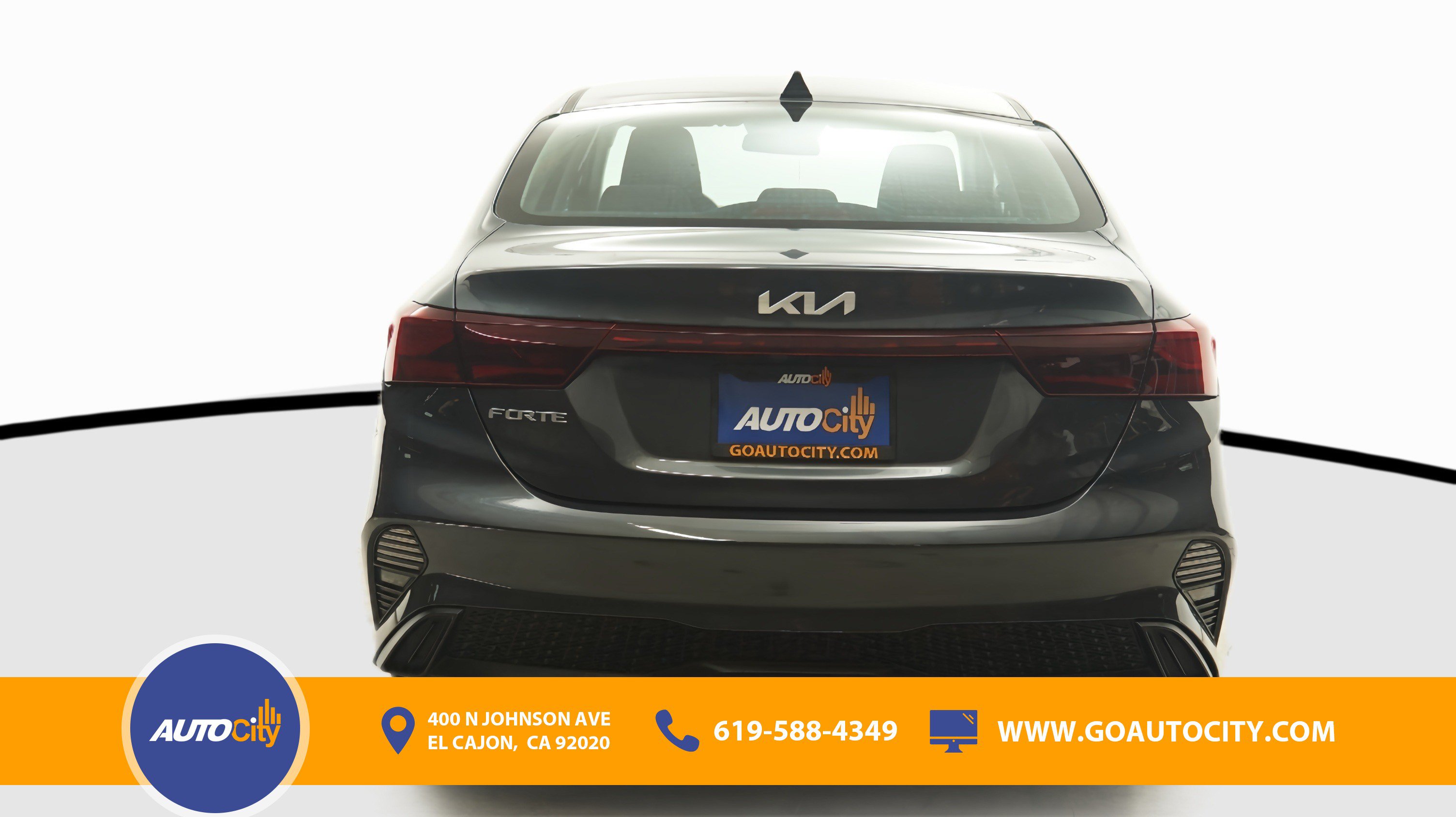 Used 2023 Kia Forte LXS w/ LXS Technology Package FWD image 12