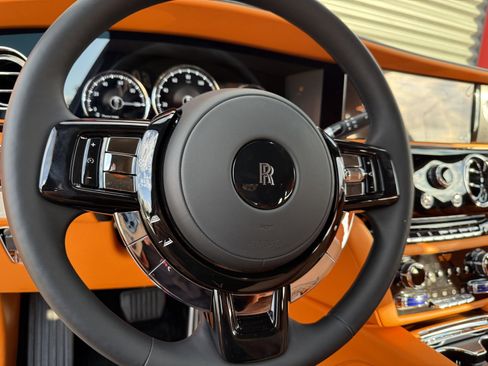 Used 2023 Rolls-Royce Ghost image 22