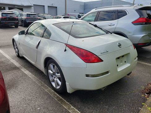 Used 2003 Nissan 350Z Touring RWD image 4