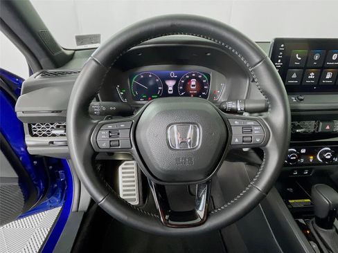 Used 2025 Honda Accord Sport image 14