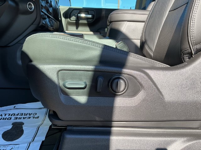 Used 2022 Chevrolet Silverado 1500 High Country AWD/4WD image 14