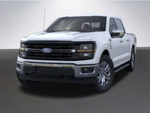 New 2026 Ford F150 XLT w/ Equipment Group 302A MID image 2