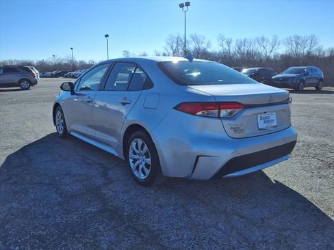 Used 2022 Toyota Corolla LE image 26