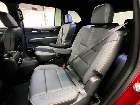 Used 2025 GMC Acadia AT4 w/ LPO, Floor Liner Package image 26