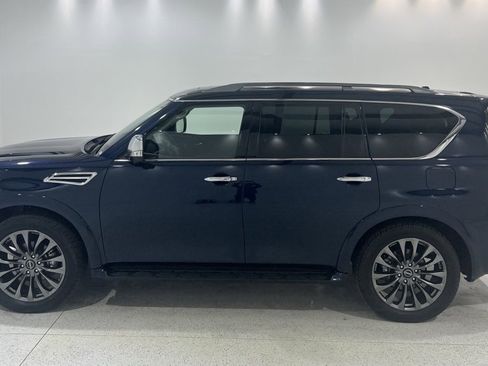 Used 2023 Nissan Armada Platinum w/ Captain's Chairs Package image 2