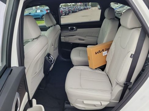 New 2026 Kia Sorento SX Prestige AWD/4WD image 16