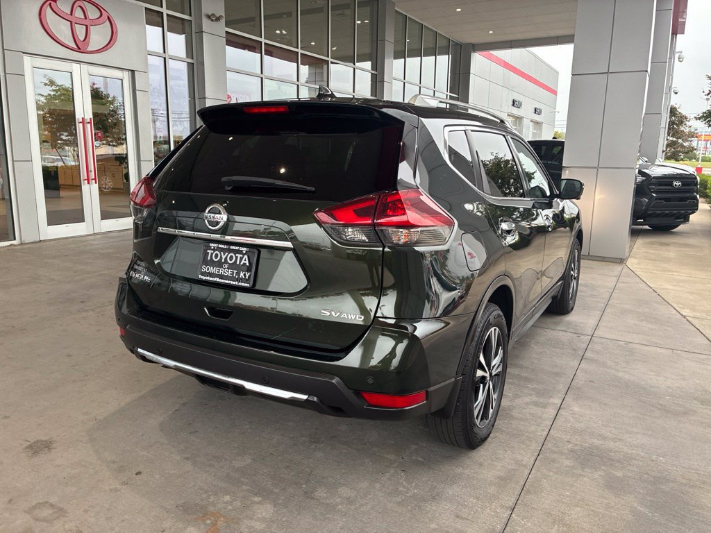 Used 2020 Nissan Rogue SV w/ Premium Package AWD/4WD image 6