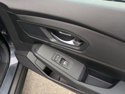 Used 2025 Honda Accord SE image 31