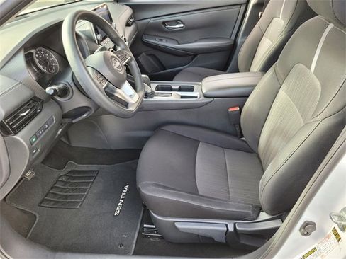 Used 2024 Nissan Sentra SV image 10