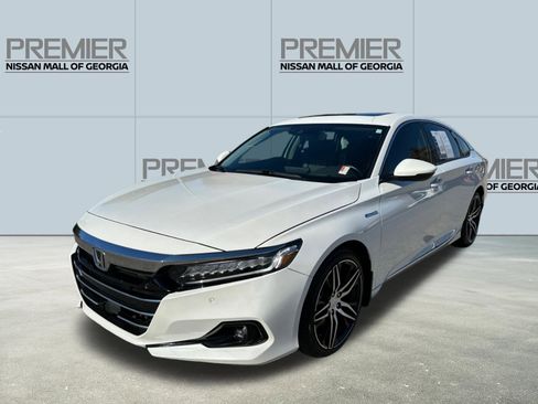 Used 2022 Honda Accord Touring image 1