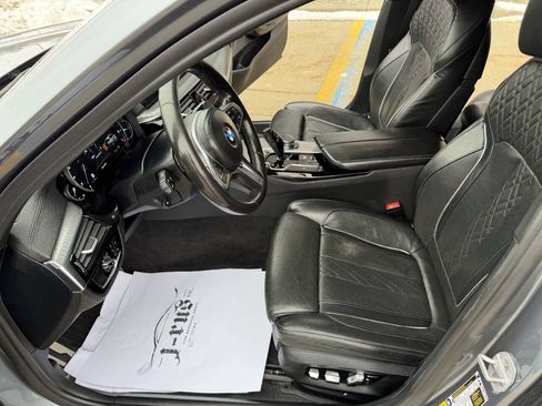 Used 2018 BMW M550i xDrive w/ Driving Assistance Package image 22