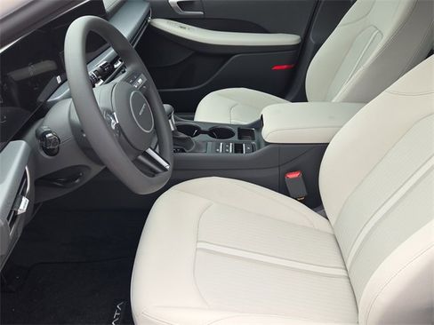 Certified 2025 Hyundai Sonata SE image 16
