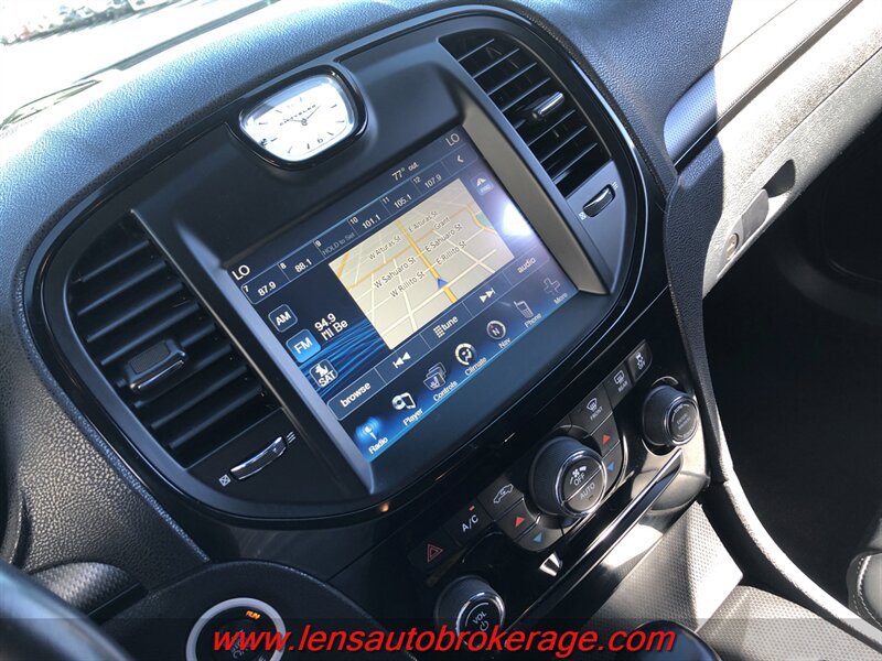 Used 2014 Chrysler 300 S RWD image 14