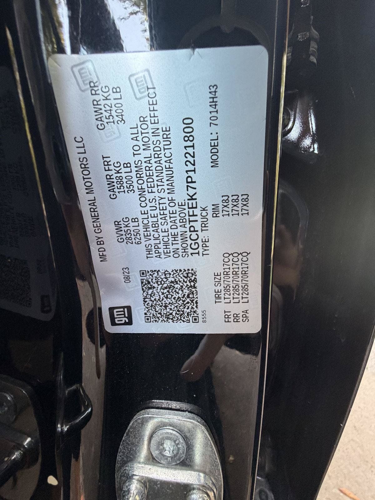 Used 2023 Chevrolet Colorado ZR2 w/ ZR2 Convenience Package III AWD/4WD image 37