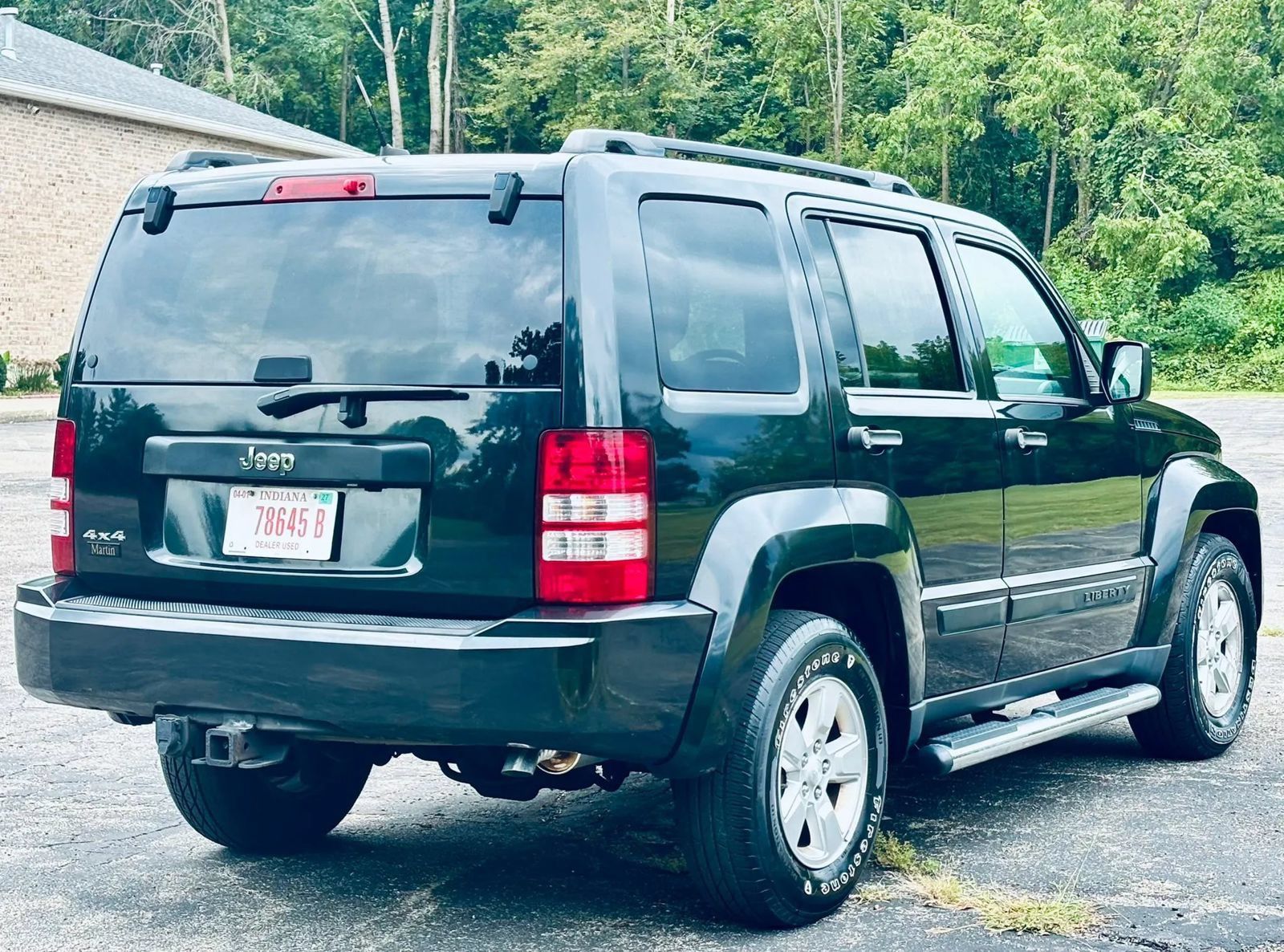 Used 2010 Jeep Liberty Sport w/ Popular Equipment Group AWD/4WD image 10