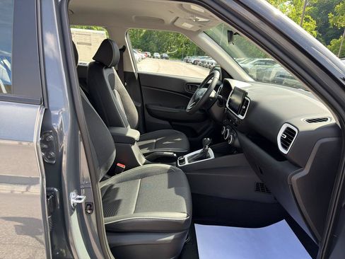 New 2026 Hyundai Venue SEL FWD image 23