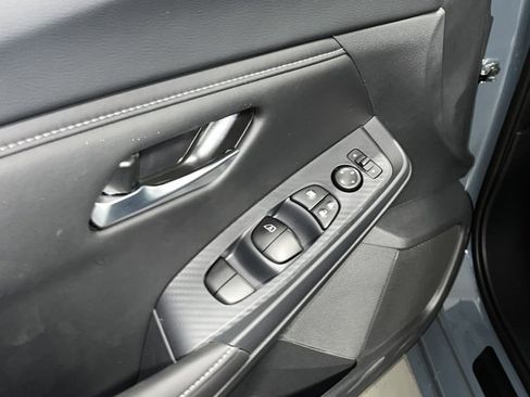 New 2025 Nissan Sentra SV image 19