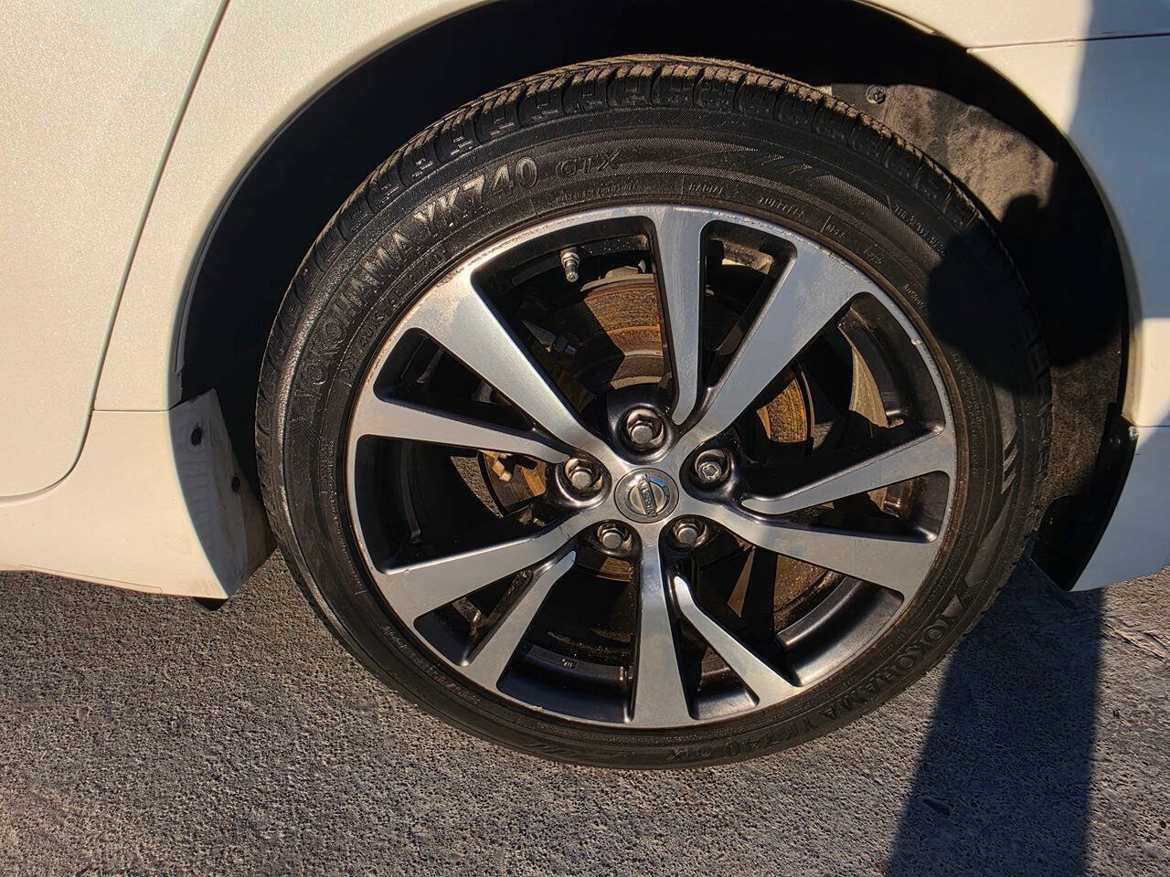 Used 2017 Nissan Maxima 3.5 SV FWD image 46