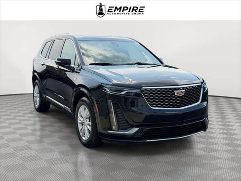 Used 2024 Cadillac XT6 Luxury AWD/4WD image 1