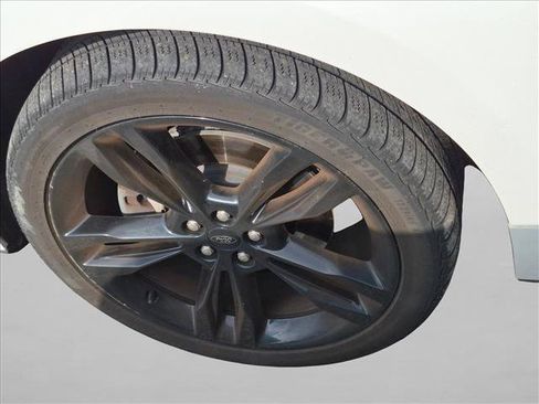 Used 2020 Ford Edge ST w/ Equipment Group 401A AWD/4WD image 10