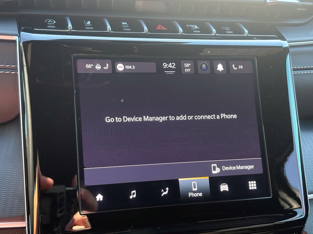 Used 2025 Jeep Grand Cherokee Laredo X w/ Luxury Tech Group I AWD/4WD image 14