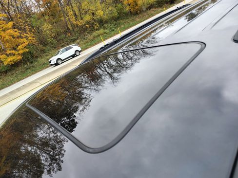 Certified 2024 Dodge Durango GT image 28