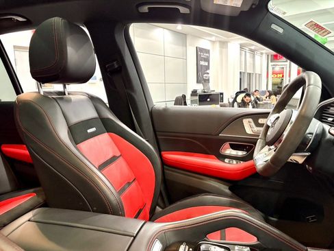 Used 2023 Mercedes-Benz GLE 53 AMG 4MATIC image 18