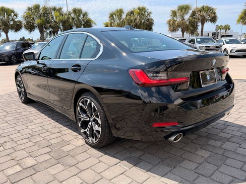 Used 2025 BMW 330i Sedan w/ Convenience Package RWD image 11