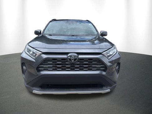 Used 2019 Toyota RAV4 Limited w/ Advanced Technology Package FWD image 13
