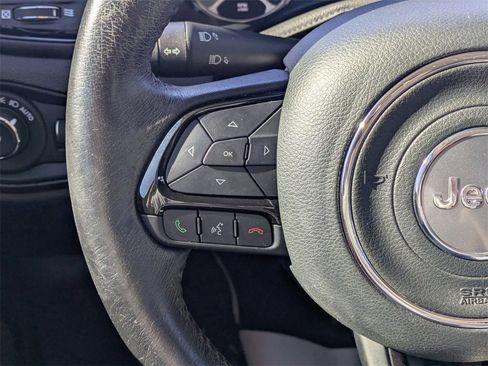 Used 2020 Jeep Renegade Altitude image 16