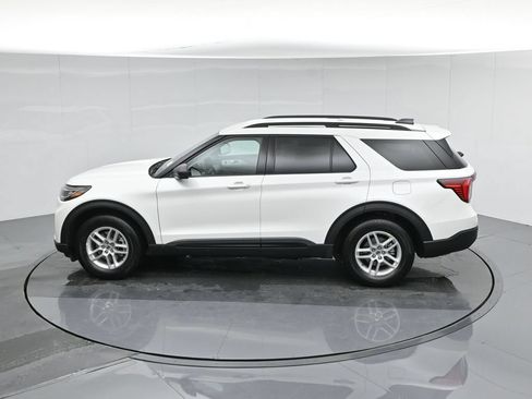 New 2026 Ford Explorer Active RWD image 57