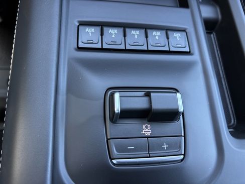 New 2026 GMC Sierra 2500 AT4X w/ LPO, Black Badging Package AWD/4WD image 47