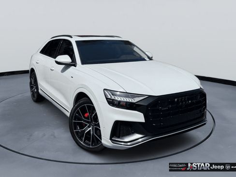 Used 2022 Audi Q8 Premium Plus AWD/4WD image 3