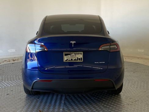 Used 2021 Tesla Model Y Long Range image 9