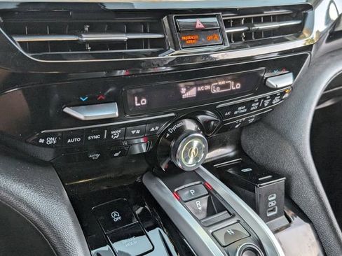 Used 2023 Acura MDX 3.5L image 32