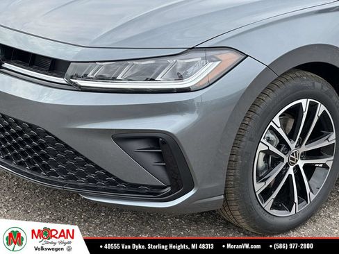 Used 2026 Volkswagen Jetta Sport FWD image 6
