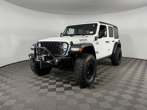 Certified 2025 Jeep Wrangler Willys 4xe image 10