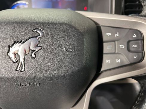 Used 2022 Ford Bronco Wildtrak image 10