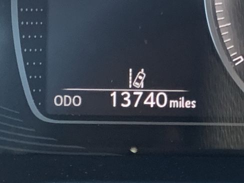 Used 2022 Lexus ES 350 w/ Premium Package image 22