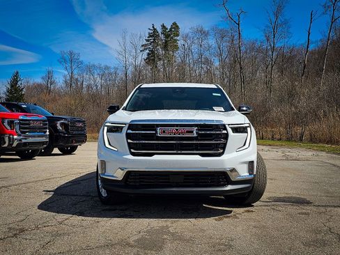 New 2026 GMC Acadia Elevation image 8