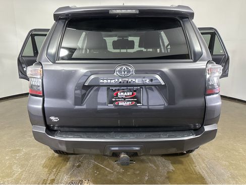 Used 2017 Toyota 4Runner SR5 Premium image 19