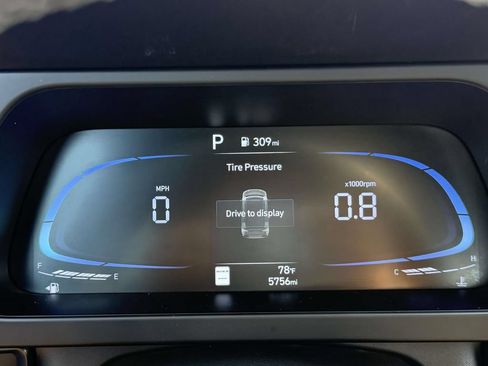 Certified 2025 Hyundai Elantra Sport FWD image 25