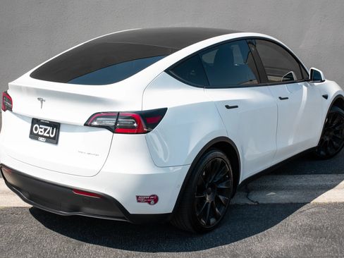 Used 2020 Tesla Model Y Long Range AWD/4WD image 12