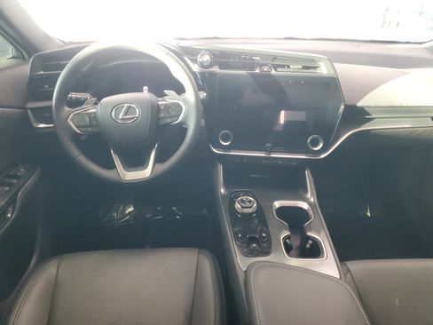 Used 2024 Lexus RZ 450e Premium w/ Technology Package image 8