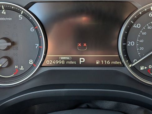 Used 2025 Mitsubishi Outlander SE AWD/4WD image 28