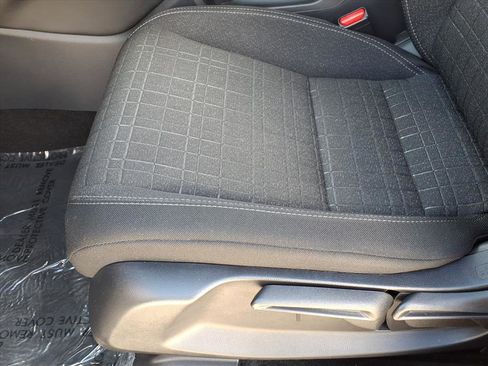 Used 2024 Honda HR-V LX image 5