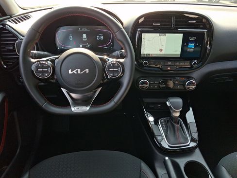 Certified 2025 Kia Soul GT-Line FWD image 10